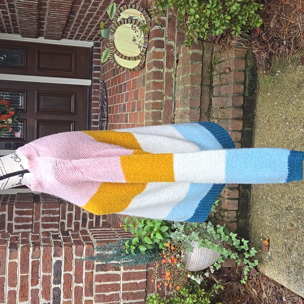 TOPSHOP Striped Sweater - Picture 3 of 10